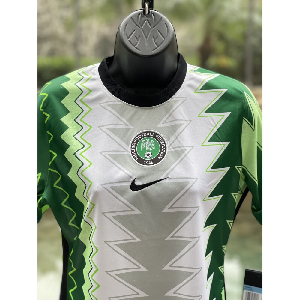 Nike Nigeria 2020 Home Soccer Jersey Women M CT4230-100 NWT - Picture 4 of 7